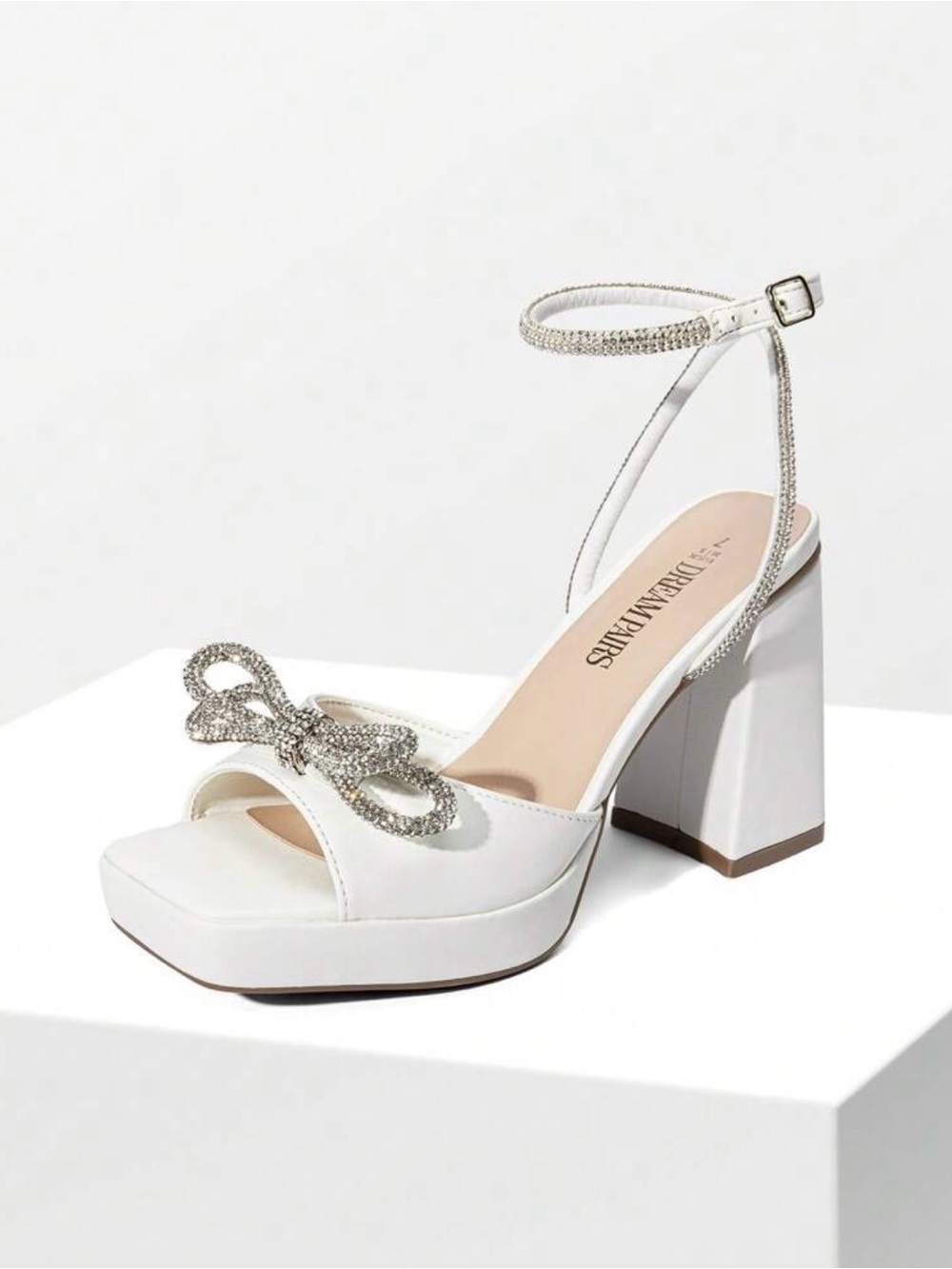 Bridal heels with  Silver Rhinestones - Picture 3 of 7